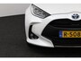 Toyota Yaris 1.5 Hybrid Executive | Navigatie | Stoelverwarming | Bi-tone | Leder-stof bekleding |