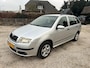 Skoda Fabia Combi 1.4-16V Elegance airco, cruise,Trekhaak