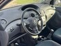 Toyota Yaris 1.0 VVT-i Sol! Airco l Elek pakket l MTF-stuur! NIEUWE APK l 2 sleutels l KEURIG NETJES!