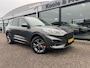Ford Kuga 2.5 PHEV e-CVT 225pk ST-Line X , voorruitverwarming , stoel en stuurverwarming