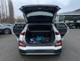 Hyundai Kona Electric EV Premium 64kWh | SoH 94% | Leer | Navi | Trekhaak