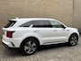 Kia Sorento 1.6 T-GDI 230pk Hybrid 4-WD Executive 7-persoons | Adaptieve cruise | Lederen bekleding | Navigatie | Apple CarPlay / Android Auto | Camera | BOSE | 19 inch LMV | LED | DAB | Sfeerverlichting | Stoelverwarming | Volledig dealeronderhouden!