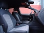 Volkswagen Golf 1.4 TSI ACT Highline,Parelmoer kleur,R line uitgevoerd!