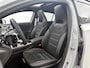 Mercedes-Benz A-klasse 180 Business Solution AMG | AMG Line Plus pakket | Nightpakket | Smartphone-integratie | 360° camera | Head-up display | Panoramaschuifdak | 19 inch AMG velgen | Augmented Reality navigatie |
