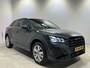 Audi Q2 30 TFSI S Edition | Navigatie/Android/Apple Carplay | LM Velgen 17" | Voorstoelen Verwarmd | Achteruitrijcamera | Cruise Control | Airco | Lederen/Stoffen Bekleding |