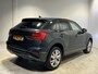 Audi Q2 30 TFSI S Edition | Navigatie/Android/Apple Carplay | LM Velgen 17" | Voorstoelen Verwarmd | Achteruitrijcamera | Cruise Control | Airco | Lederen/Stoffen Bekleding |