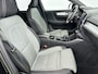 Volvo XC40 T4 Recharge Core | 18" | Stoel/Stuurverwarming | Parkeercamera | Getint Glas | Keyless | Elektrische achterklep | Parkeerverwarming | Climate Control | Regensensor