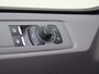 Volkswagen Transporter Bedrijfswagens PanAmericana L2 2.0 TDI EU6 170 pk 8 versn. auto | 3 neerklapbare dakrails | Achterdeuren zonder ruit | Diefstalalarmsysteem met interieurbeveiliging, noodsirene en wegsleepbeveiliging | Voorruit van gelaagd glas, warmtewerend, isolerend en verwarmbaar |