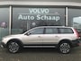 Volvo XC70 2.0 D4 FWD Dynamic Edition Automaat | Rijklaar incl garantie | Standkachel Afneembare trekhaak Meesturende xenon