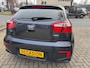 Kia Rio 1.2 CVVT ExecutiveLine navi, cruise, elec pakket, camera. pdc, 17 Inch , xenon/led, multi-stuur, 87.532 km nwe apk