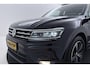 Volkswagen Tiguan 1.5 TSI ACT Highline Business | Panoramadak | CarPlay | Stoelverwarming V+A | Navigatie | LED |