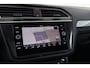 Volkswagen Tiguan 1.5 TSI ACT Highline Business | Panoramadak | CarPlay | Stoelverwarming V+A | Navigatie | LED |