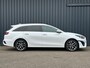 Kia Ceed Sw 1.6 GDI PHEV 141pk DCT6 ExecutiveLine Schuif/kanteldak I All Season I Adaptieve Cruise I Elektrische Klep I Stoel/Stuurverwarming I Stoelverkoeling I