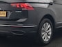Volkswagen Tiguan 1.4 TSI eHybrid Active Plug In Hybrid 245pk Dealer O.H. PHEV | Adaptive Cruise | 360 Camera | IQ Light | Sportstoelen & Stuur Verwarmd | Apple Carplay | Blis | IQ Drive | Navigatie | Virtual | DAB |