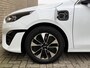 Kia Ceed Sportswagon 1.6 GDI PHEV DynamicLine | Facelift | Navigatie | Adaptieve cruise | Camera | Apple CarPlay / Android Auto | Stoel&stuurverwarming | 16 inch LMV | Keyless | LED | DAB | Climate control | Volledig dealeronderhouden | Fabrieksgarantie!