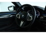 BMW 5-Serie Touring 530e Business Edition Plus M-Sport | Adapt. Cruise | Trekhaak | Stoel+Stuurverwarming | 19 Inch | Elektr. klep |
