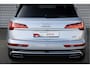 Audi Q5 55 TFSI e 367PK S edition Competition | Panoramadak | Audi Exclusive cognacbruin | Trekhaak | B&O | Luchtvering | 21 Inch |