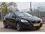 Volvo V40 2.0 T3 Nordic+ 153 pk | NL-Auto | 2e eigenaar | Standkachel | Stoelverwarming | Sfeerverlichting | Full LED | Allseasons | NAP