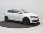 Volkswagen Polo 1.0 TSI Comfortline Business AUTOMAAT / Navigatie / Apple CarPlay & Android Auto / Adaptieve Cruise Control / Stoelverwarming / Trekhaak / 1000 kg Trekgewicht / LMV / All Seasonbanden /