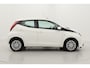 Toyota Aygo 1.0 VVT-i x-play | Apple Carplay / Android Auto | Airco | Camera | DAB | Bluetooth