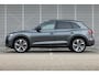 Audi Q5 55 TFSI e 367PK S edition Competition | Panoramadak | 21 Inch | Trekhaak | Head Up | B&O | Leder Nappa |