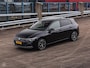 Volkswagen Golf 1.5 TSI Style 131 PK Panoramadak HUD Sfeerverlichting Keyless Virtual Cockpit Camera Memory Massage LED Navigatie DAB Apple CarPlay Android Auto 18” incl. BTW