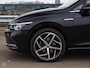 Volkswagen Golf 1.5 TSI Style 131 PK Panoramadak HUD Sfeerverlichting Keyless Virtual Cockpit Camera Memory Massage LED Navigatie DAB Apple CarPlay Android Auto 18” incl. BTW