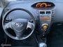 Toyota Yaris 1.3 VVTi Aspiration AUT/NAP/CLIMA/PDC/TREKHAAK!