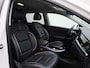 Kia Niro EV e-Niro ExecutiveLine 64 kWh | Automaat | Apple Carplay / Android Auto | Parkeer sensoren | Leder | Stoel verwarming/koeling | Stuur verwarming | Adaptive cruise control | Climate control | DAB | Memory seats | JBL