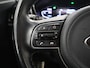 Kia Niro Hybrid 1.6 GDi ExecutiveLine | Panoramadak | Lederen Bekleding | JBL Audio | Dodehoekdetectie | Stoel/Stuurwielverwarming | Stoelventilatie | Elektrisch bedienbare bestuurdersstoel met geheugenfunctie