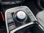 Kia Niro EV e-Niro DynamicPlusLine 64 kWh | Navigatie | Climate control | Parkeer camera achter | Schuif/kantel dak | Stoel+Stuur verwarming