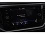 Volkswagen T-Roc 1.0 TSI Style Business | Navigatie | PDC | Climat | All Season Banden