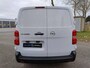 Opel Vivaro-e Electric L3 75 kWh 136pk | ACTIE! | 8 jaar garantie | 0% financial lease | Houten afwerking laadruimte | LED laadruimteverkichting | NAVI | Multimedia | Apple Carplay | Android Auto | Achteruitrijcamera | Parkeersensoren voor en achter | Dode hoek detectie | Digitale cockpit | Stuurwielbediening | Mistlampen | Licht- en regensensor | Automatic light | Tussenwand comfort met raam | Bestuurdersstoel comfort | Bank voorpassagiers | Reservewiel | van €48.260 voor €35.475 ex. BTW rijklaar