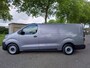 Opel Vivaro-e Electric L3 75 kWh 136pk | 8 jaar garantie | 0% financial lease | Multimedia | Apple Carplay | Android Auto | Achteruitrijcamera | Parkeersensoren achter | Ditale cockpit | Stuurwielbediening | Bestuurdersstoel comfort | Bank voorpassagiers | Tussenwand comfort met raam | van €47.080 voor €36.095 ex. BTW rijklaar