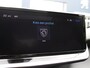 Peugeot 2008 GT 1.2 Hybrid 136PK e-DCS6 Automaat Navigatie, Camera 360, Pano-Opendak, Adaptieve Cruise Control, Lichtmetalen velgen, Zwart dak
