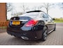 Mercedes-Benz C-klasse 180 Sport Edition AMG-LINE AUTOM/PANODAK/CRUISE/LEDER/MATRIX LED/NAVI/CAMERA/PDC V+A/STOEL VERW/DODEHOEKDET