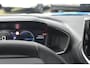 Peugeot e-2008 EV Allure 50 kWh 3 Fase 100%SOH! | Navigatie | Parkeersensoren v/a | Climate Control | Half-Leder | Full-LED | !!