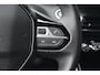 Peugeot e-2008 EV Allure 50 kWh 3 Fase | Navigatie | Parkeersensoren v/a | Climate Control | Half-Leder | Full-LED | !!
