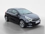 Kia Rio 1.2 CVVT ExecutiveLine | Cruise Control | Climate Control | Stoelverwarming | Stuurverwarming | Navigatie | Camera | LM Velgen |
