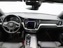 Volvo V60 2.0 B3 R-Design 163 Pk Automaat | Panoramadak | Trekhaak Elektrisch | Adaptive Cruise | Camera | Stuur- & Stoelverwarming | 18 Inch | 125.382 Km