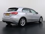 Mercedes-Benz A-klasse 180 Business Solution | Achteruitrij Camera | DAB+ Radio | Smartphone-Integratie | Klasse 3 Alarm Af-fabriek | Parkeersensoren achter