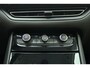Opel Grandland 1.2 Turbo Business Elegance 130pk | Navigatie | Climate Control | Stoel - Stuurverwarming | Camera | Cruise Control | Zwart Dak | Apple Carplay - Android Auto