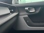 Polestar 2 Long Range Dual Motor Launch Edition 78kWh / Pano. dak / Harman Kardon / Elek. verstelbare stoelen / Voor+achter+stuur verwarmd / 360 camera / Keyless / Adaptive cruise /