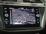 Volkswagen Tiguan Allspace 1.5 TSI R-Line Business+ | Panoramadak | Trekhaak | LED matrix verlichting | 3-zone airco | Dodehoek detectie | Keyless | Adaptieve cruise control |