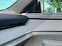 Polestar 4 Long Range Single motor 100 kWh / Pano. dak / Head-up display / Pilot pack / Elek. voorstoelen en achterbank / Stuur + stoelen verwarmd / 360 camera /