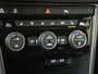 Volkswagen T-Roc 1.5 TSI Sport | Stoelverwarming | CarPlay | Parkeersensoren | Sportstuur | ‘Drive mode selection’ | Climate control |