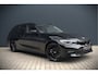 BMW 3-Serie Touring 320e xDrive Business Edition Plus Sport | Laser Led | Vol Leer | Stuurverwarming | Stoelverwarming | Keyless | Head-Up Display | Apple Carplay | Navigatie |