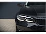 BMW 3-Serie Touring 320e xDrive Business Edition Plus Sport | Laser Led | Vol Leer | Stuurverwarming | Stoelverwarming | Keyless | Head-Up Display | Apple Carplay | Navigatie |