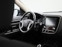 Mitsubishi Outlander 2.4 PHEV Pure+ | Automaat | Stoel verwarming | DAB | Camera | Cruise control | Bluetooth | Parkeer sensoren | Navigatie | Climate control | Navigatie