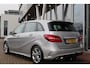 Mercedes-Benz B-klasse B180 AUTOMAAT AMG STYLING Navi | Trekhaak | Camera | Stoelverw. | 17 Inch Lm |